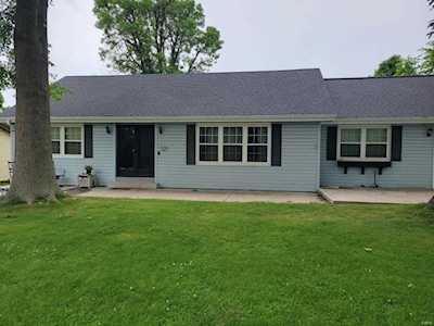 3837 Lexington Dr St Charles, MO 63304