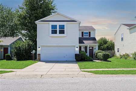 2364 Harvest Moon Dr Greenwood, IN 46143
