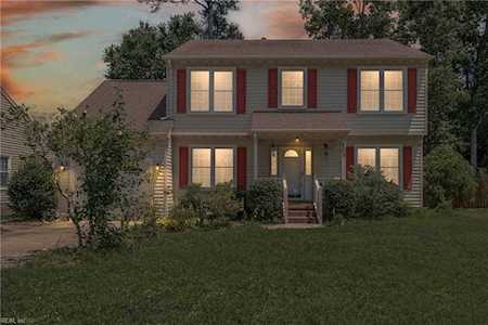 409 Dahoon Ct Chesapeake, VA 23320