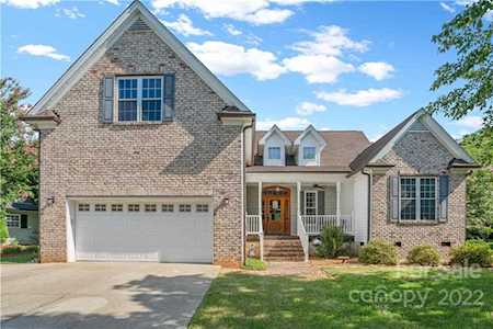 14807 Middlesborough Dr Matthews, NC 28104