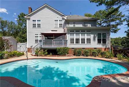 103 Bubbling Creek Ct Fort Mill, SC 29715