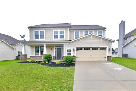 5880 Mustang Terrace Plainfield, IN 46168