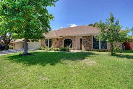 8541 Smith Drive North Richland Hills, TX 76182