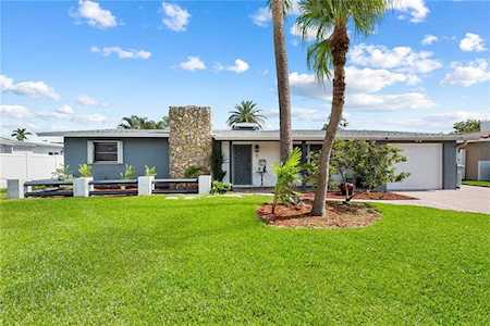 310 SE 9th St Pompano Beach, FL 33060