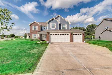 7627 Merrick Dr Brownsburg, IN 46112