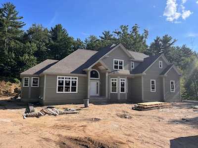 6 Crystal Lane Hadley, MA 01035
