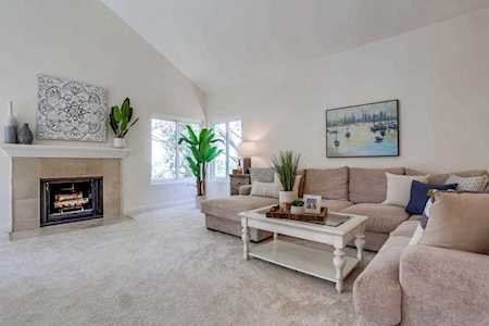 930 Via Mil Cumbres #19 Solana Beach, CA 92075
