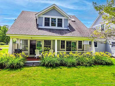 42 Village Way Rockport, ME 04856