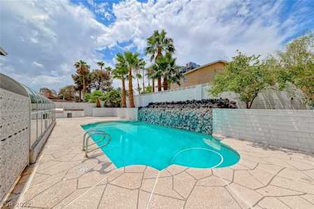 3953 Waterford Ln Las Vegas, NV 89119