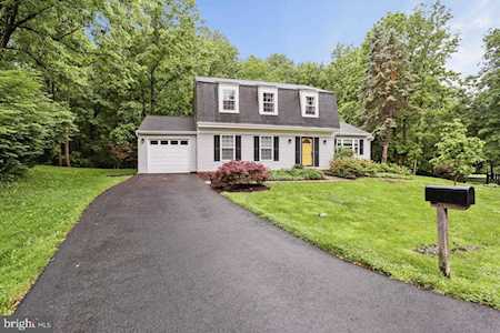 2321 Saint Bedes Ct Reston, VA 20191
