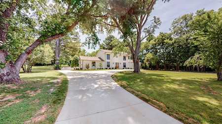 814 Wilson Pike Brentwood, TN 37027