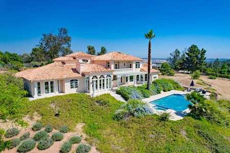 13713 Paseo De Las Cumbres Poway, CA 92064