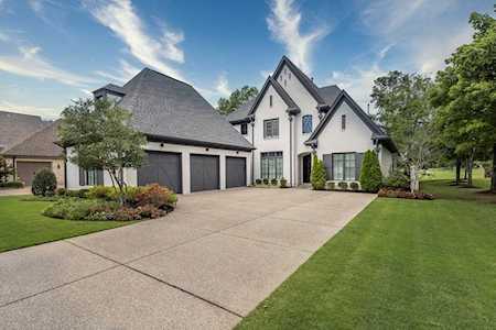 1254 N Dubray Pl Collierville, TN 38017