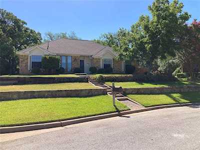3005 Sweet Briar Street Grapevine, TX 76051