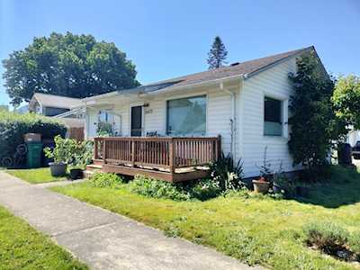 8075 Maple Ave SE Snoqualmie, WA 98065