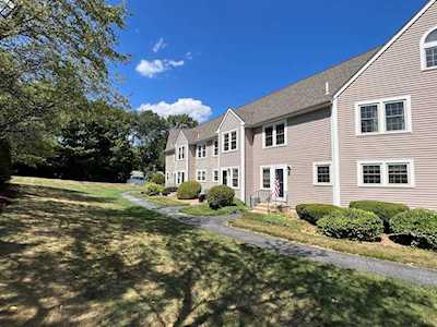 10 Hovey Pond Dr #10 Grafton, MA 01536