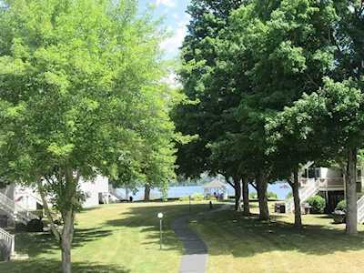 306 Beacon Park #306 Webster, MA 01570