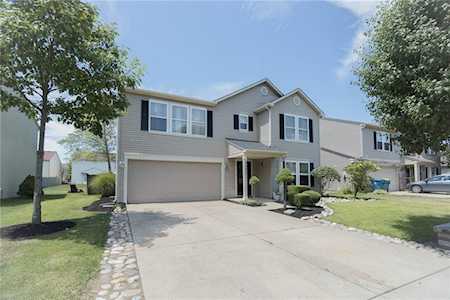 5642 N Jefferson Dr Mccordsville, IN 46055