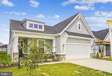 27 Lofty View Way Gettysburg, PA 17325