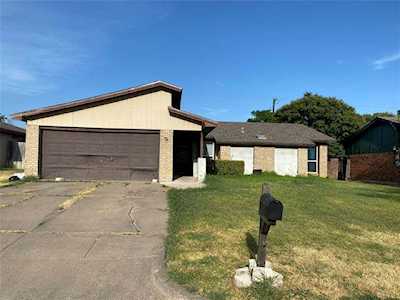 4705 N Prairieview Court Arlington, TX 76017