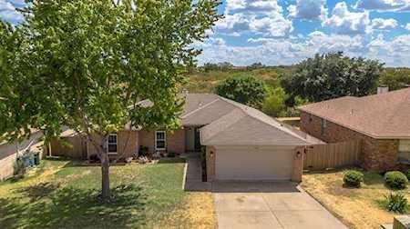 5764 Fenway Court Haltom City, TX 76137