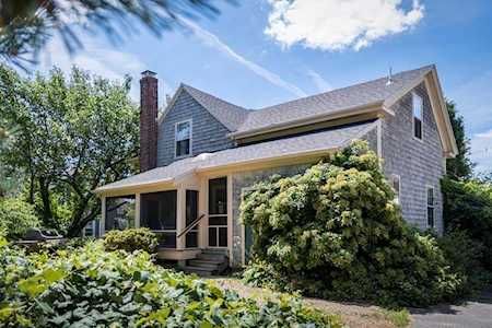 5 Peach Highlands Marblehead, MA 01945