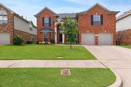 5220 Selago Drive Fort Worth, TX 76244