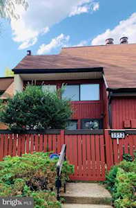 3912 Woodhue Place #4 Alexandria, VA 22309