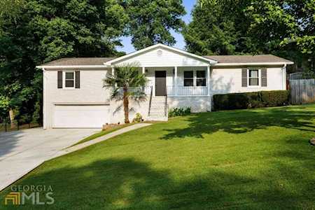912 SE SE Burns Drive Marietta, GA 30067