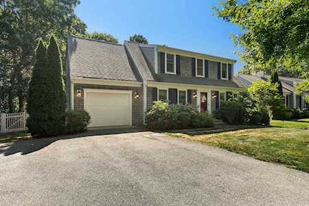 12 Osprey Drive Cotuit, MA 02635
