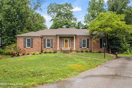 3713 Quail Hollow Ct Louisville, KY 40241