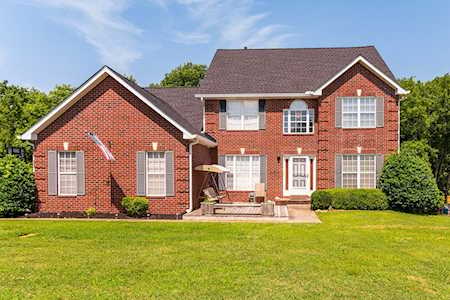 1046 Stanley Dr Mount Juliet, TN 37122
