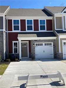 1611 Redwing Arch Chesapeake, VA 23323