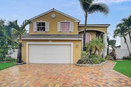 5204 NW 54th Street Coconut Creek, FL 33073