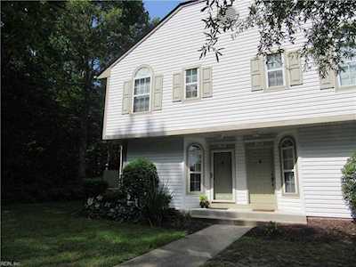 1302 Tigertail Dr Chesapeake, VA 23320