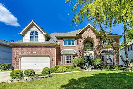 2319 Gleneagles Dr Naperville, IL 60565