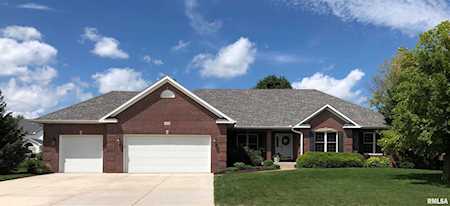 5328 Taylor Ave Bettendorf, IA 52722