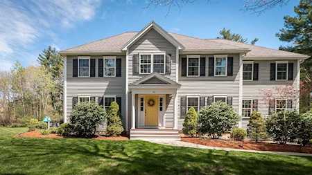 40 Longmeadow Dr. Rowley, MA 01969
