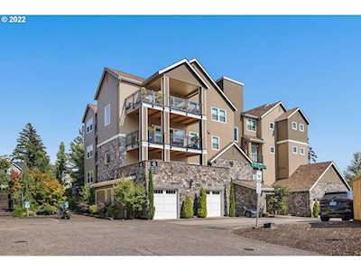 11754 SE Crested Eagle Ln #G3 Happy Valley, OR 97086