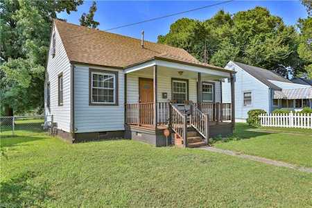 3203 Winchester Dr Portsmouth, VA 23707