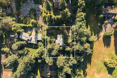 5229 140th Ave NE Bellevue, WA 98005