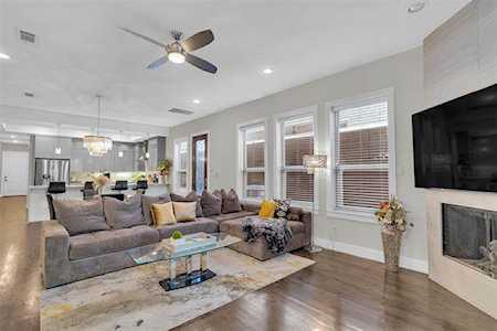 5531 Matalee Avenue Dallas, TX 75206