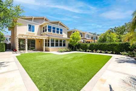 152 Willowbend Irvine, CA 92612