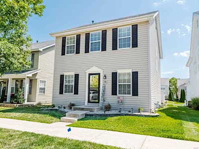 96 Shire Dr Lake St Louis, MO 63367