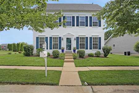 607 Summer Stone Dr Ofallon, MO 63368