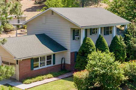 946 Wards Creek Rd Rogue River, OR 97537