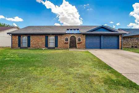 4104 Longleaf Lane Fort Worth, TX 76137