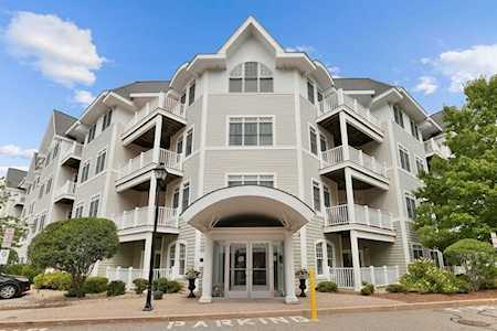 614 Pond St #1307 Braintree, MA 02184