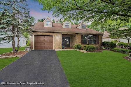120 Murray Hill Terrace Marlboro, NJ 07746