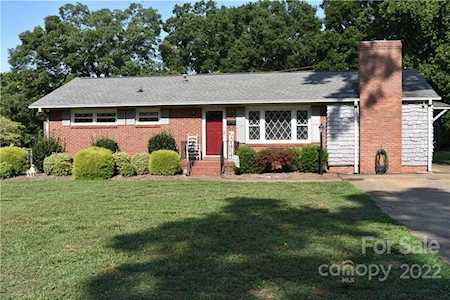 805 Rhodes Ave Kings Mountain, NC 28086